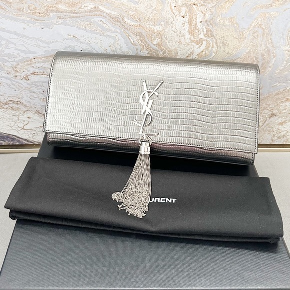 Saint Laurent Metallic Lizard Embossed Classic Monogram Kate Tassel Clutch - Picture 5 of 12